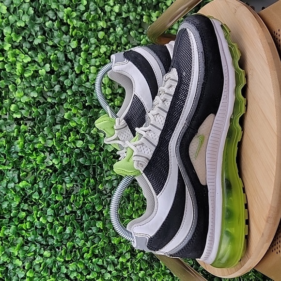 Nike Air Max 97 Running Sneaker Shoe Pure Platinum/Volt Size  7youth/8.5 Womens - Picture 2 of 10